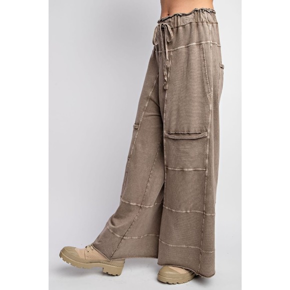 Mineral Washed Cargo Pants - Wide Leg - Mocha - Picture 3 of 4